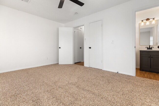 Building Photo - 753 NW 1st St