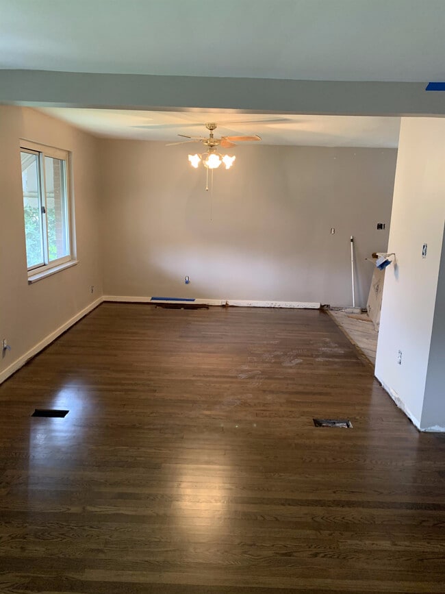 Building Photo - 7467 Church St