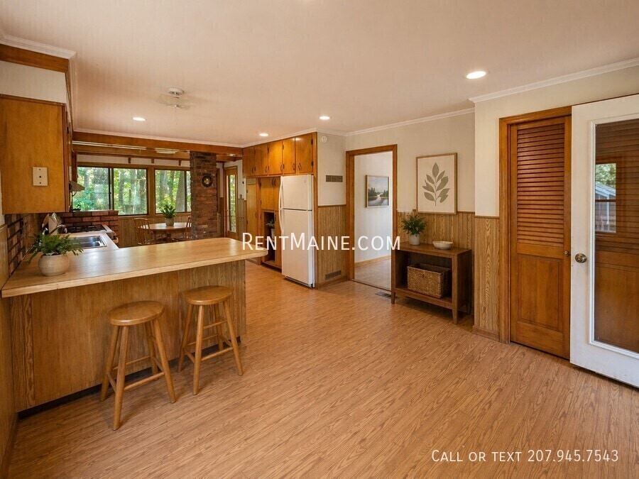 Building Photo - 5 Poplar St