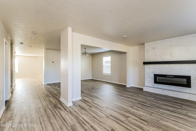 Building Photo - 1213 Johnson Ridge Rd