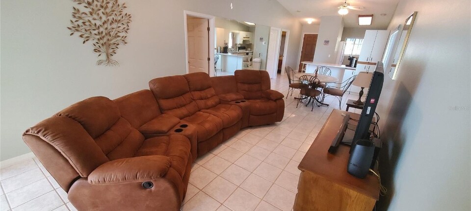 Building Photo - 39 Pebble Beach Cir