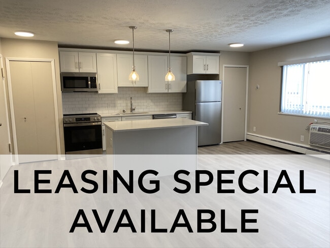 Building Photo - Cedarwood Estates Apartments