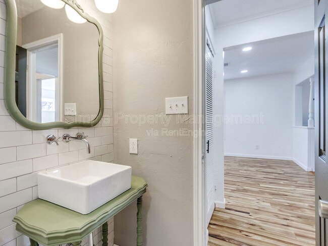 Building Photo - 2238 NW 42nd St