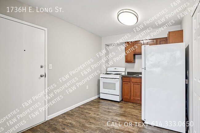 Building Photo - 1736H E. Long St.-