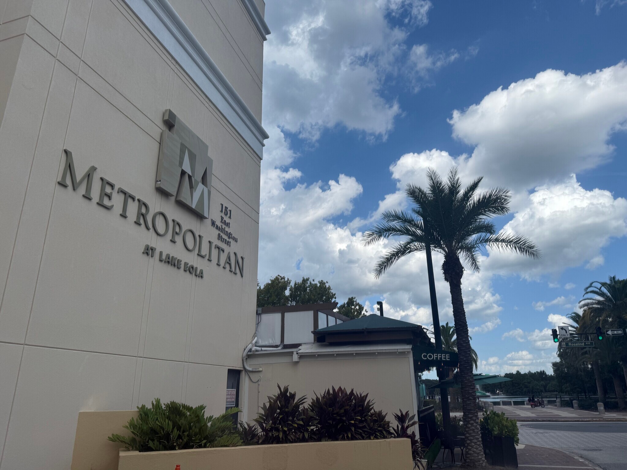 Building Photo - 151 E Washington St