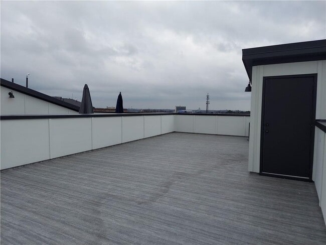 Building Photo - 314 Fair St SW