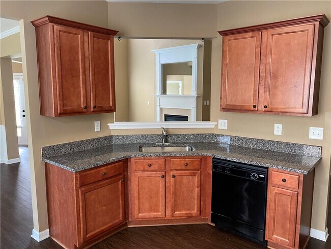 Building Photo - 5750 Carrington Pl