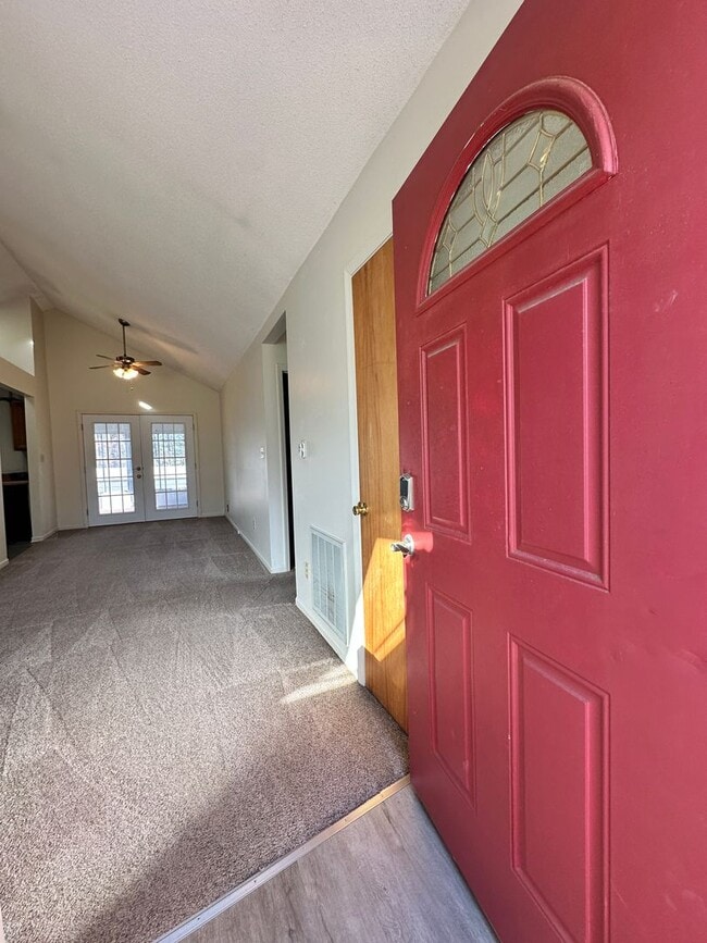 Building Photo - 3 Bed/2 Bath in Harlem, GA with Sunroom & ...