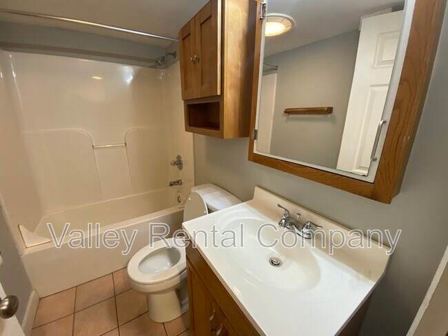 Building Photo - 66 Lyman St