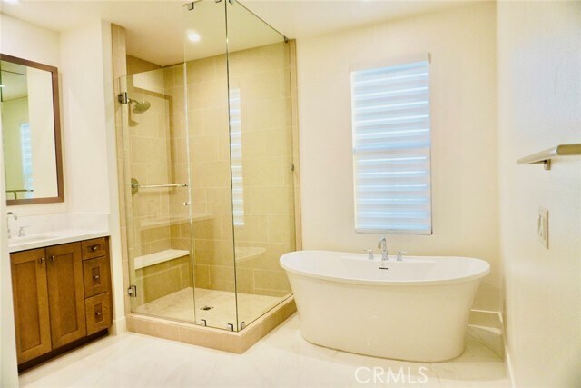 Building Photo - 112 AWNING