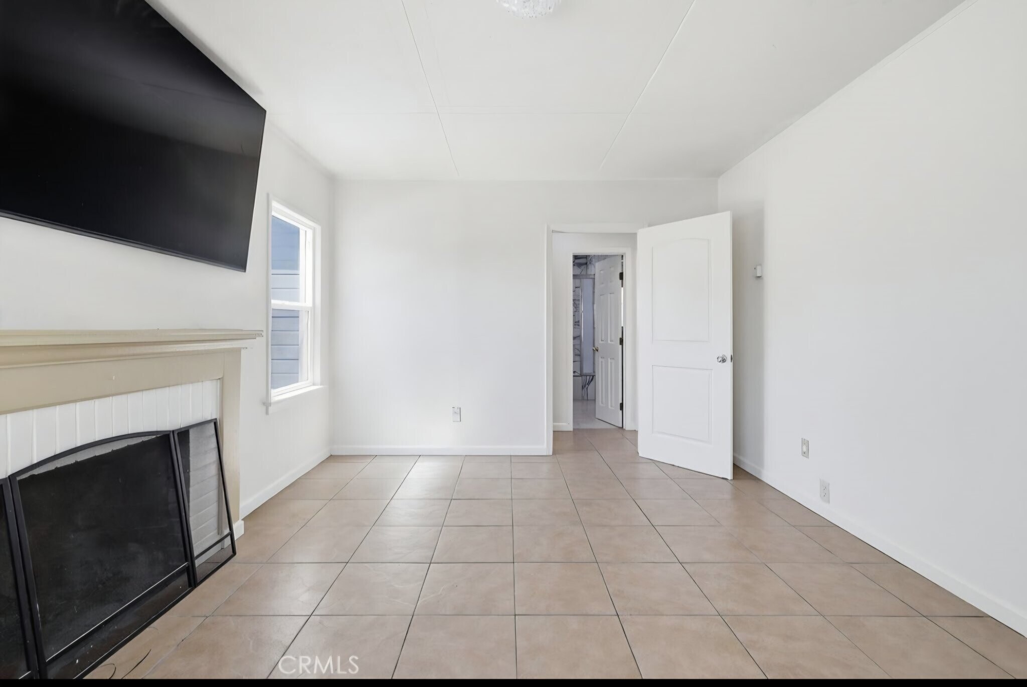 Building Photo - 557 W Oldfield St