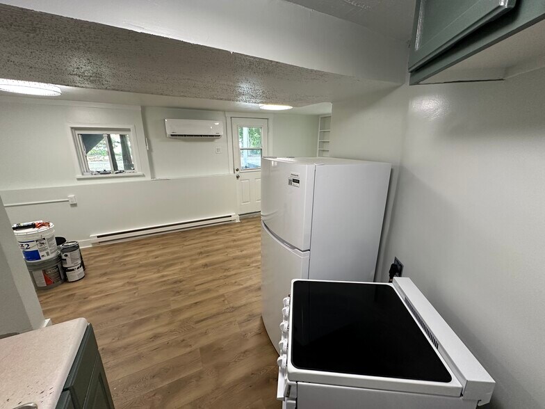 Kitchen - new lighting - 926 E St Charles Rd