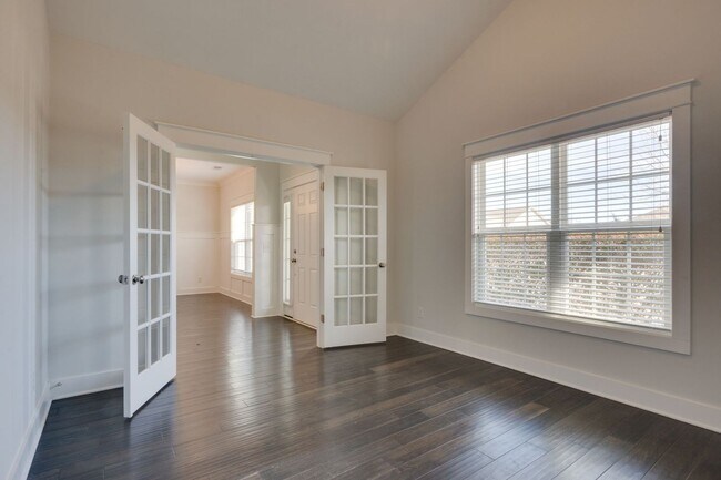 Building Photo - Beautiful Home in Lawton Station!