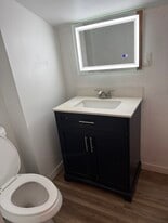 Building Photo - 103 Walnut St