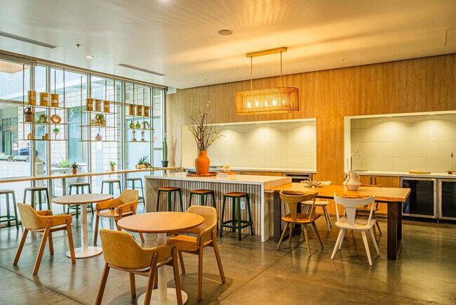 Building Photo - 814 N 4th St