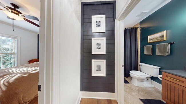 Building Photo - Asheton Lakes