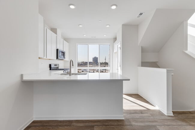 Building Photo - 1274 Catalina Ct.