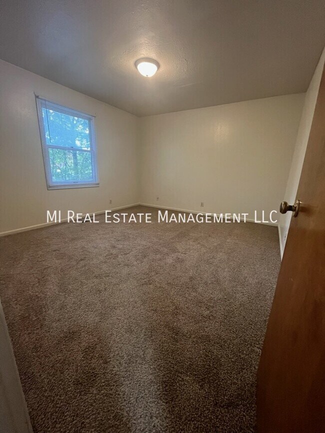 Building Photo - 2756 Kragspough Ct