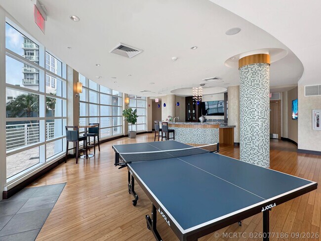Building Photo - 244 Biscayne Blvd