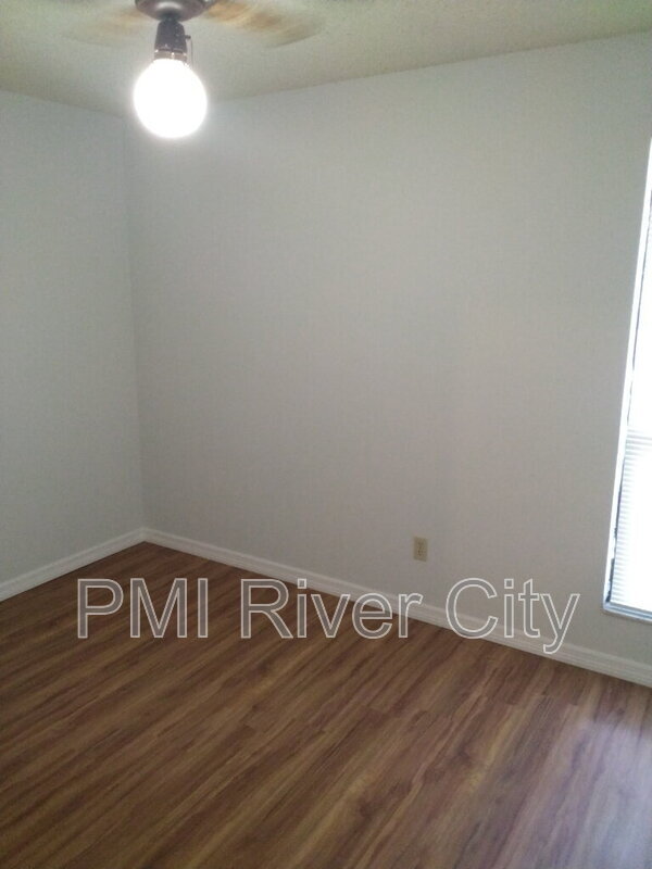 Building Photo - 7491 Countryman Ln