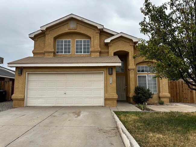 Building Photo - 800 Halter Dr SW