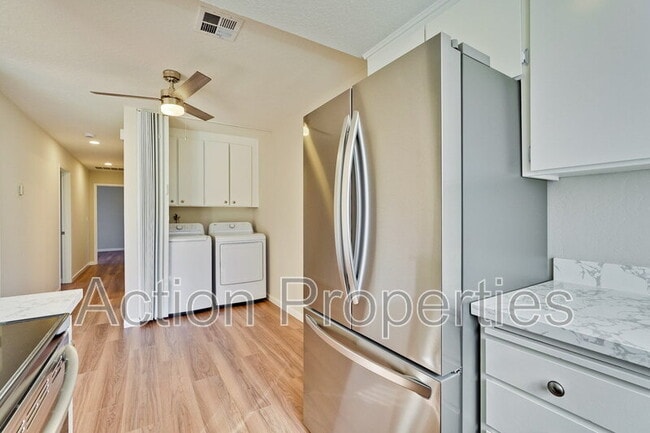 Building Photo - 1664 Merriton Ct