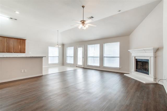 Building Photo - 2705 Emerald Ln