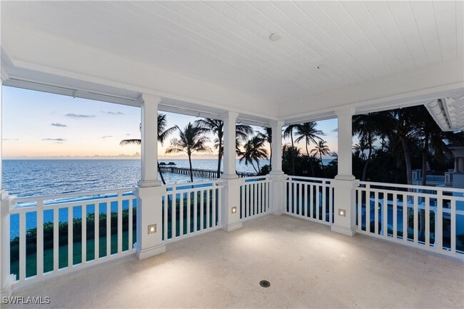 Building Photo - 1270 Gulf Shore Blvd S