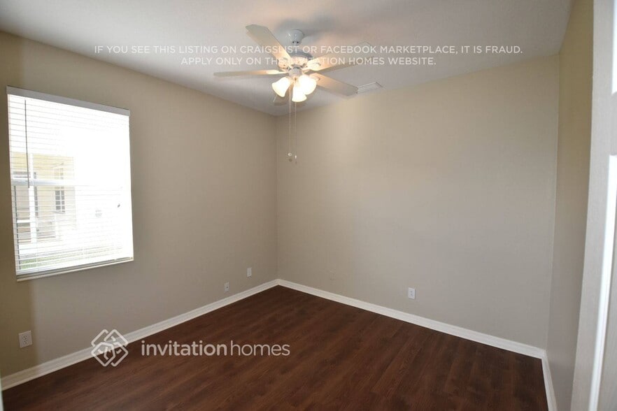 Building Photo - 7018 43rd Ave E