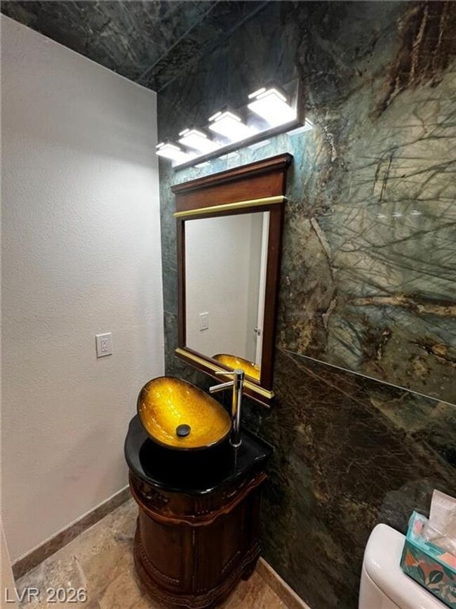 Building Photo - 3151 N Soaring Gulls Dr