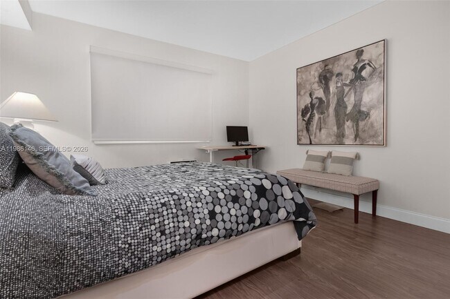 Building Photo - 1117 Meridian Ave