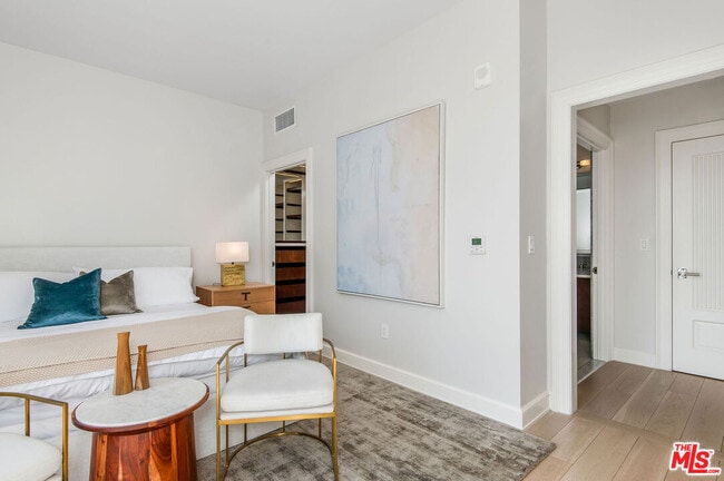 Building Photo - 15225 Palisades Village Ln