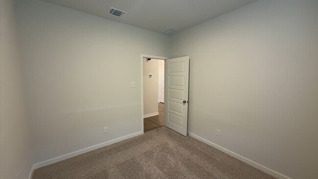 Building Photo - 5109 Pollack Ln