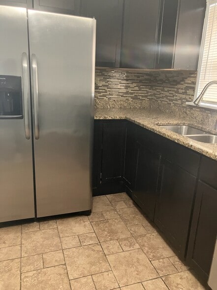 Building Photo - 7344 S Rockwell St