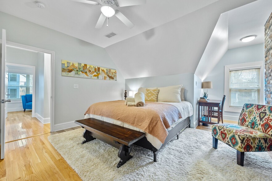 Building Photo - 1146 Wade St NE