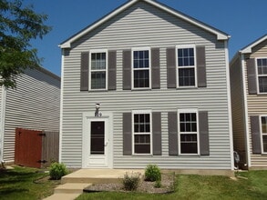 Building Photo - 729 Serendipity Dr