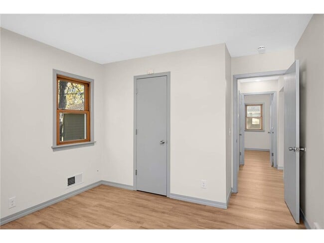 Building Photo - 6724 Scott Ave N