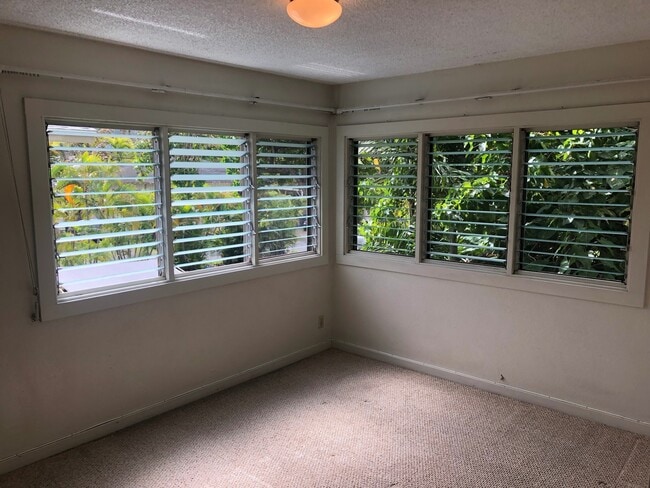 Building Photo - 425 Kawailoa Rd