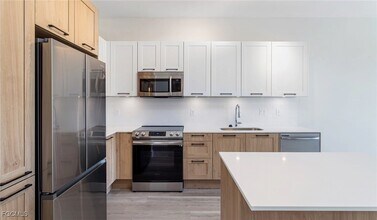 Building Photo - 22980 Vista Edera Cir