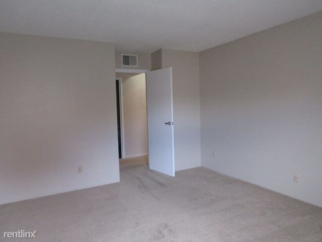 Building Photo - 2 br, 2 bath Condo - 3320 S Ammons St #6-201