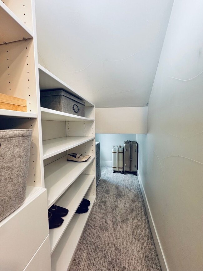 Building Photo - 1788 W 32nd Ave