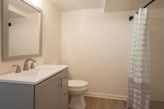 Building Photo - 1285 Branchlands Dr