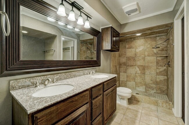 Building Photo - Updated 3-bedroom, 2-bath home in SE Edmond