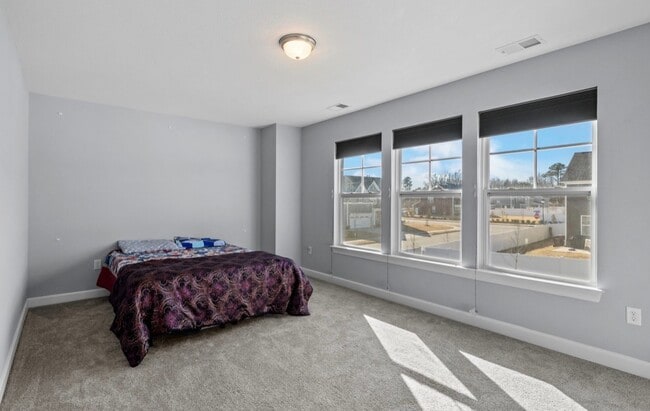 Building Photo - 312 Maycox Ln