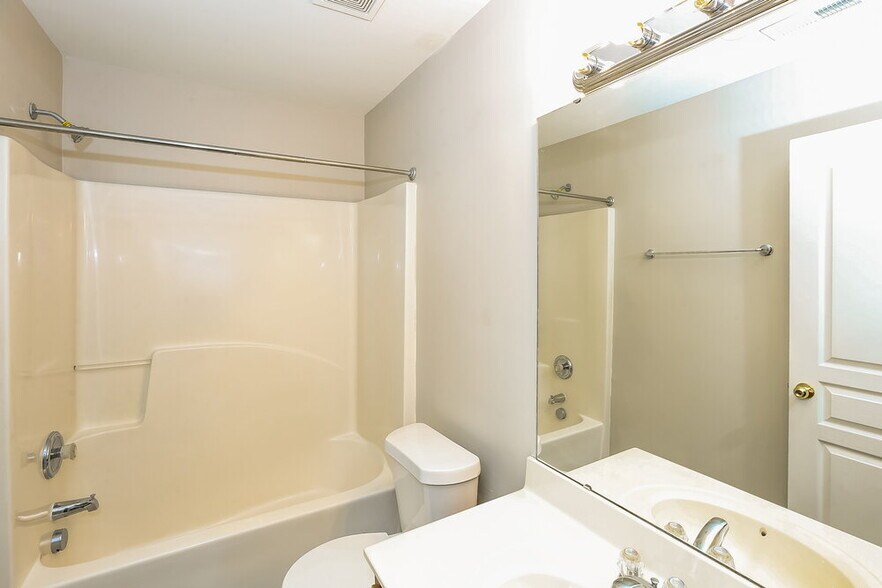 Building Photo - 3019 Nevin Pl Dr