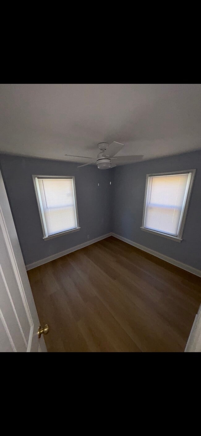 Building Photo - 37 St Celeste Dr