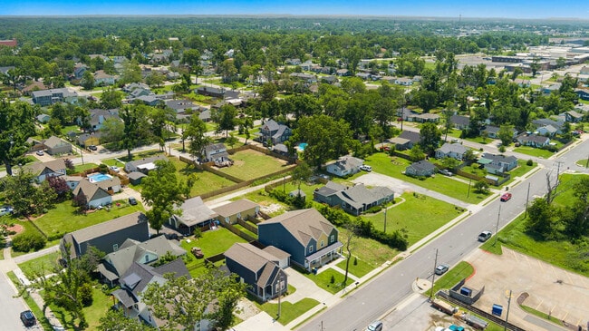 Building Photo - 501 S 7th St