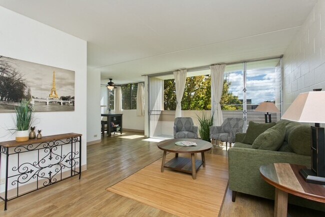 Building Photo - 2br/1ba/1pkg Apartment in Hokuahi Apartmen...