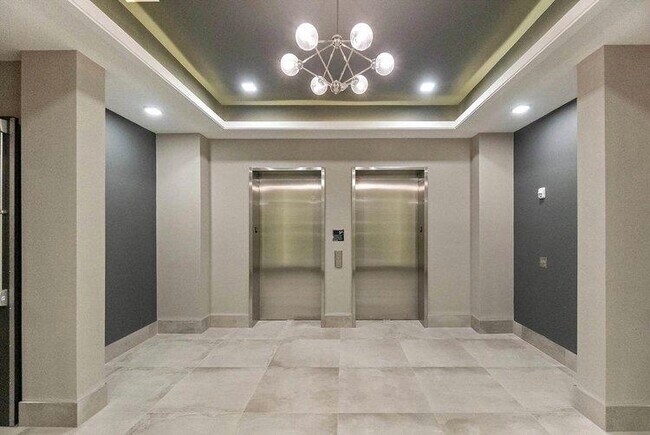 Building Photo - 119 Peter St