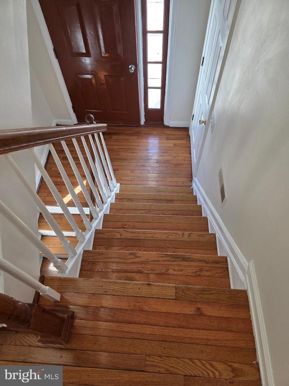 Building Photo - 529 Schooner Way